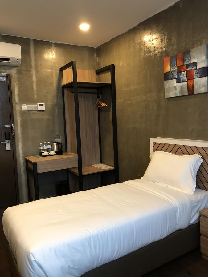 K Boutique Hotel Teluk Intan Exterior foto