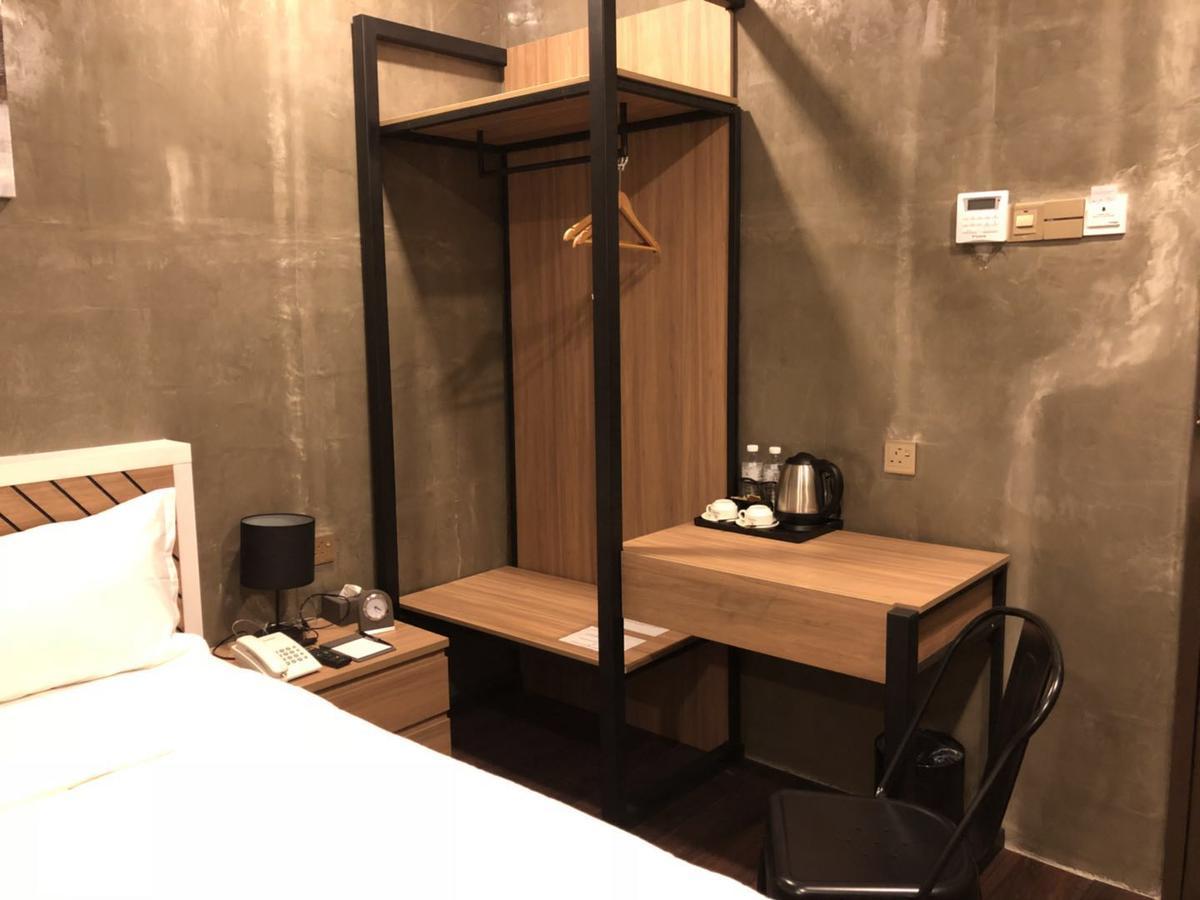 K Boutique Hotel Teluk Intan Exterior foto